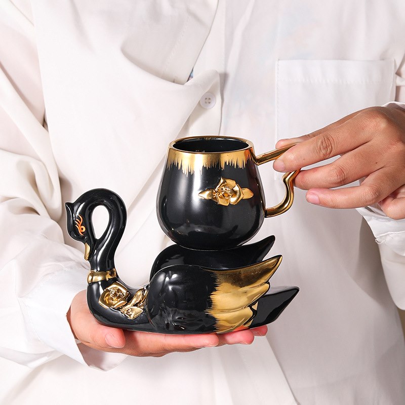 Black gift-box ceramic teapot and cup set