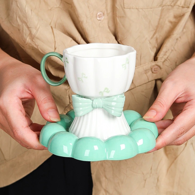 Product Bow Pattern Ceramic Mug Thumb 1