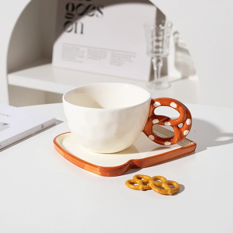 Product Bread Shaped Breakfast Cup And Saucer Thumb 1