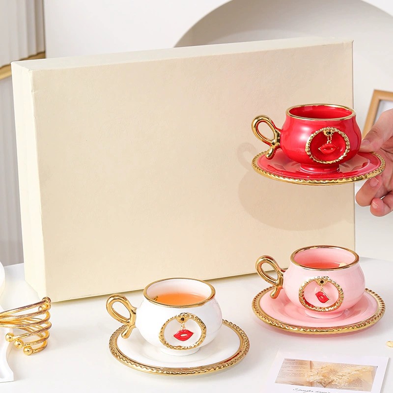 Product Lips Pendant Espresso Cup And Saucer Thumb 3