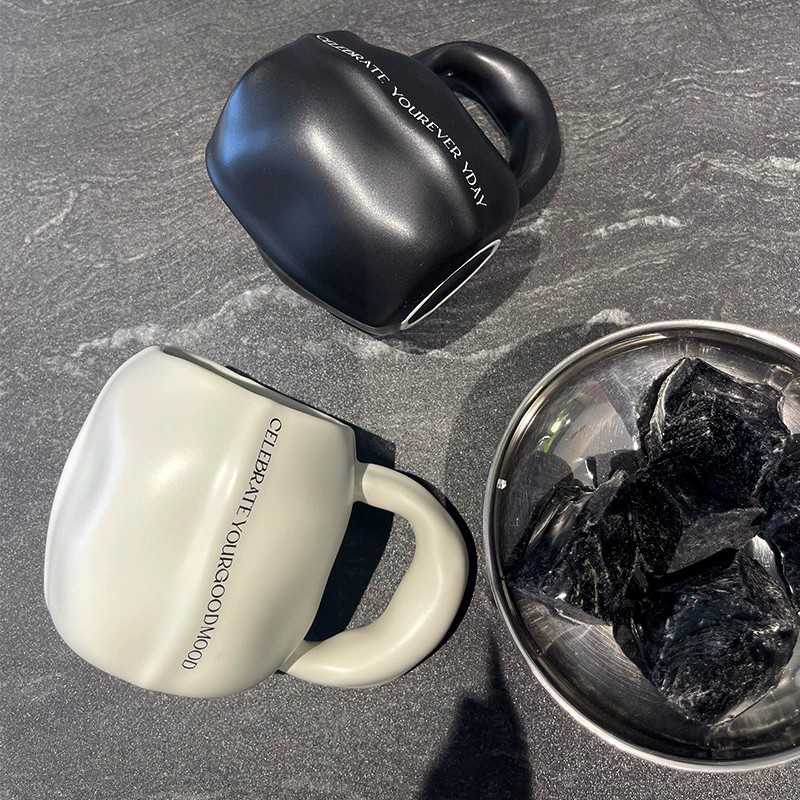 Product Sculptural Expression Ceramic Mug Thumb 1