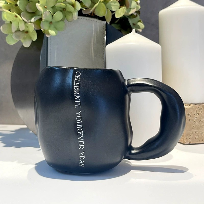 Product Sculptural Expression Ceramic Mug Thumb 3