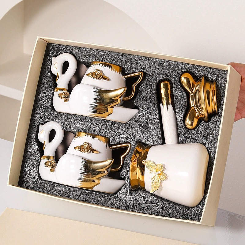 Product Swan Motif Cup And Saucer Set Main