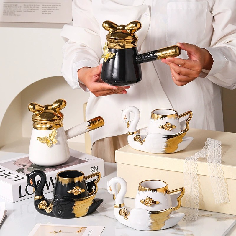 Product Swan Motif Cup And Saucer Set Thumb 1